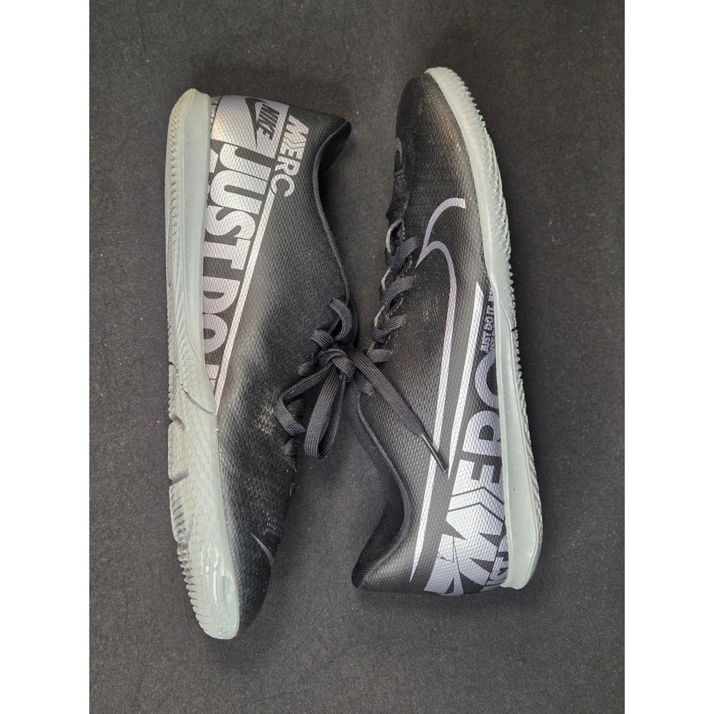Nike Mercurial Vapor 13 Academy IC Indoor Soccer Shoes Black Silver AT9169 6Y